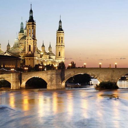 Apartamento Zaragoza y sus 2 catedrales Exterior foto